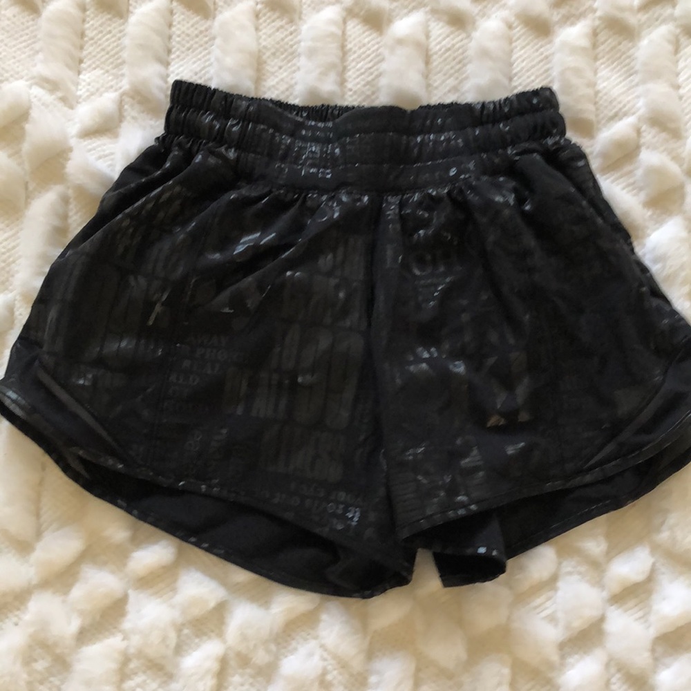 COPY - Lululemon  Hotty Hot shorts special edition - Picture 4 of 6